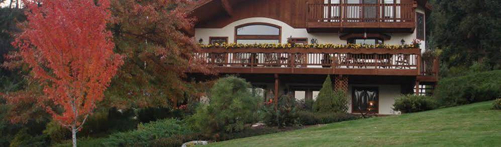 Fox Den Bed & Breakfast 레번워스 외부 사진
